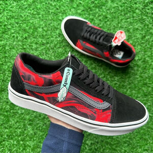 Vans Comfycush Old Skool After Dark Black / Red